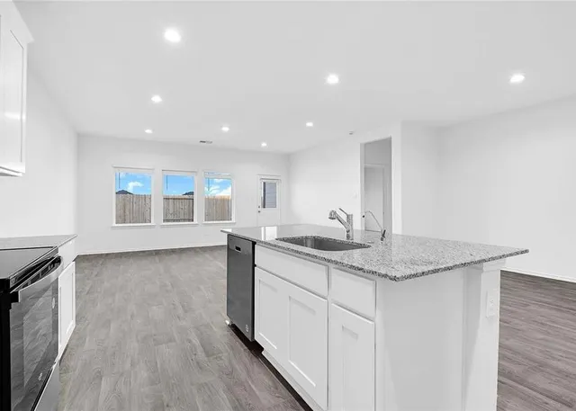 $2,400 | 31134 Delamere Turn Trl Trail, Fulshear, TX 77441