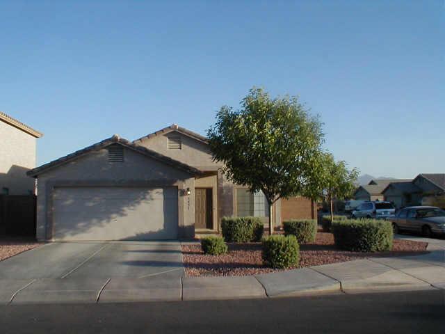6431 West Cordes Road Phoenix, AZ 85043 - Photo 1 of 4 Primary Photo