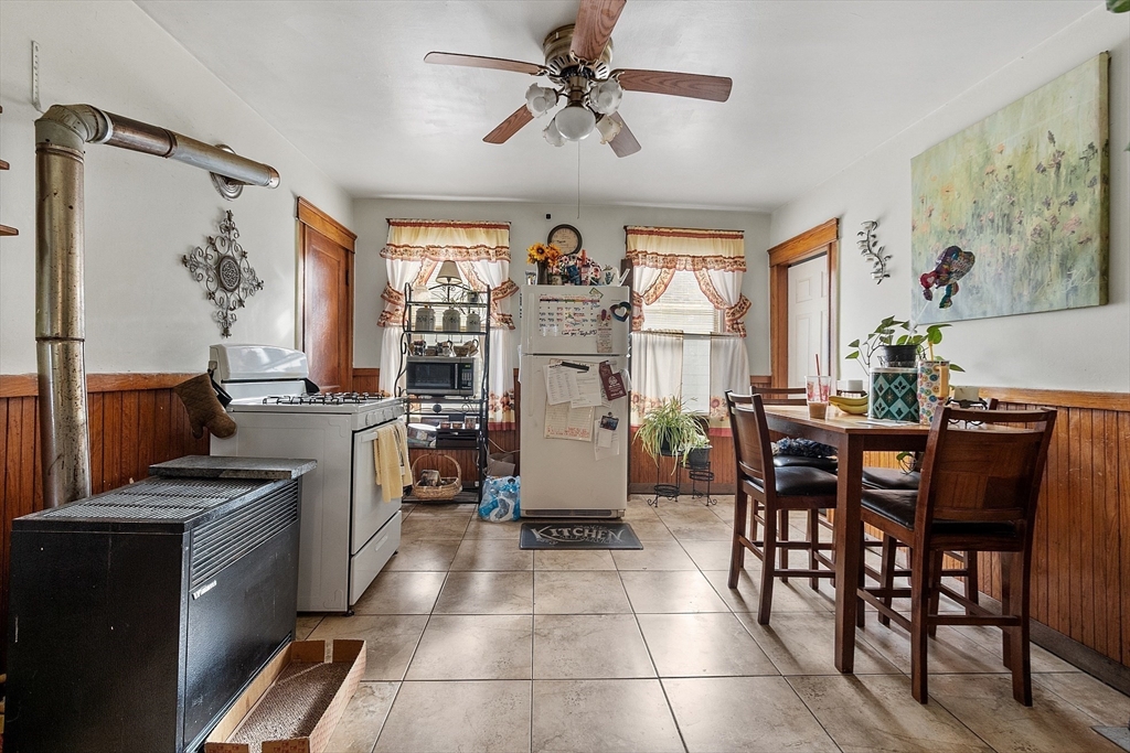 13 Groton Place Worcester, MA 01604 - Photo 20 of 42