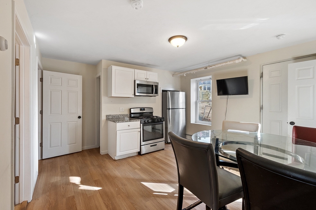 13 Groton Place Worcester, MA 01604 - Photo 2 of 42