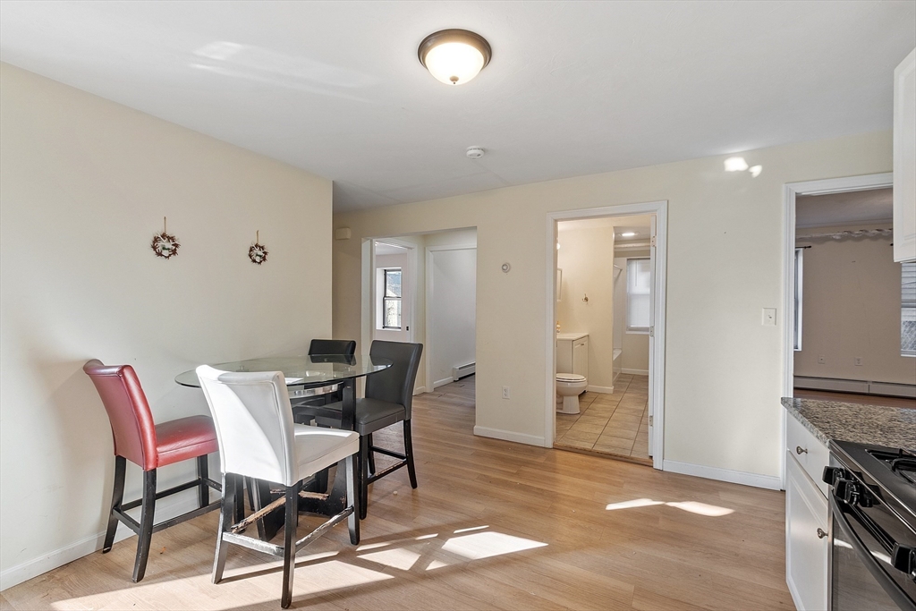 13 Groton Place Worcester, MA 01604 - Photo 4 of 42