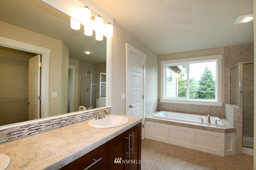 21132 35th Drive Southeast Bothell, WA 98021 - Photo 15 of 24
