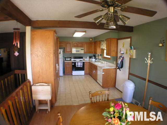 2598 Stahls Ed Road De Witt, IA 52742 - Photo 3 of 9 Gallery Image 3
