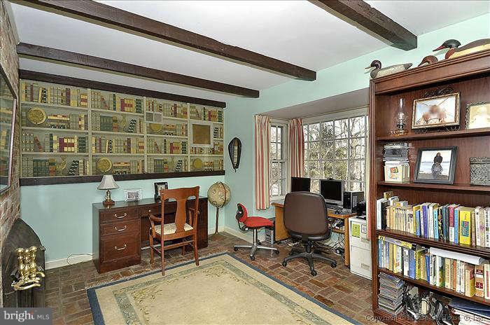 13100 Esworthy Road Potomac, MD 20854 - Photo 12 of 27 Interior (General)