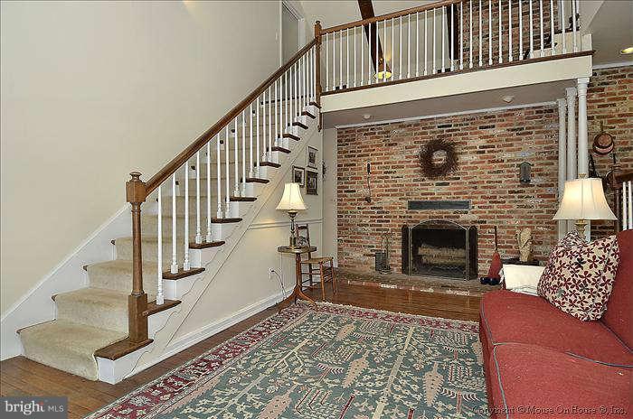 13100 Esworthy Road Potomac, MD 20854 - Photo 17 of 27 Interior (General)