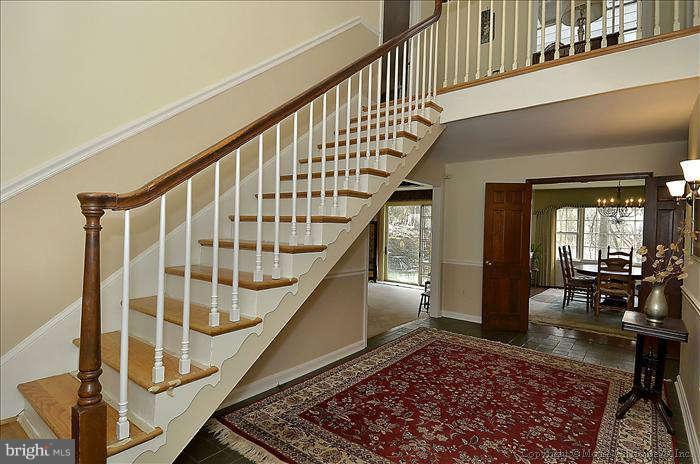 13100 Esworthy Road Potomac, MD 20854 - Photo 7 of 27 Interior (General)