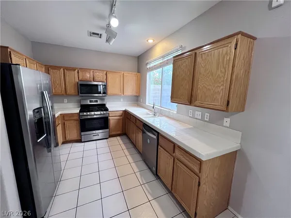 $2,399 | 1000 Siena Hills Lane, Las Vegas, NV 89144