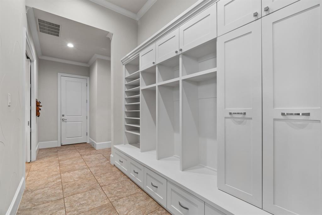 1908 Point De Vue Flower Mound, TX 75022 - Photo 27 of 40