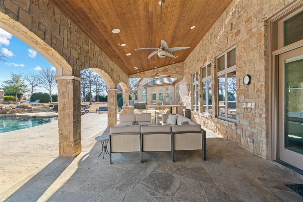 1908 Point De Vue Flower Mound, TX 75022 - Photo 33 of 40