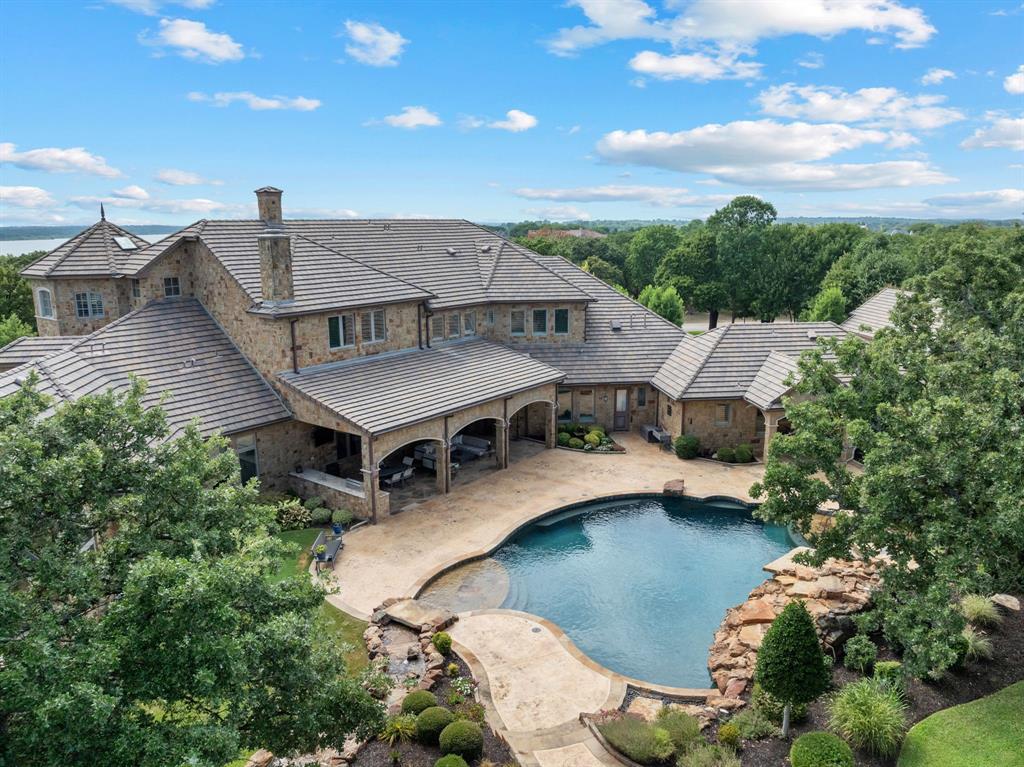 1908 Point De Vue Flower Mound, TX 75022 - Photo 37 of 40