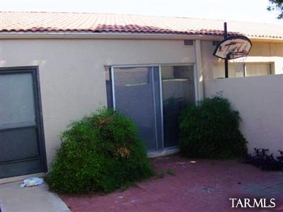 2747 West Anklam Road, Unit D Tucson, AZ 85745 - Photo 2 of 5 Gallery Image 2