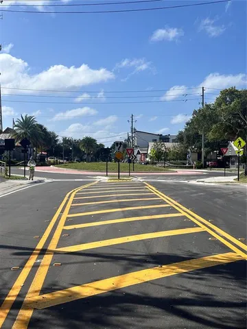 $1,625 | 1023 Douglas Avenue, Dunedin, FL 34698