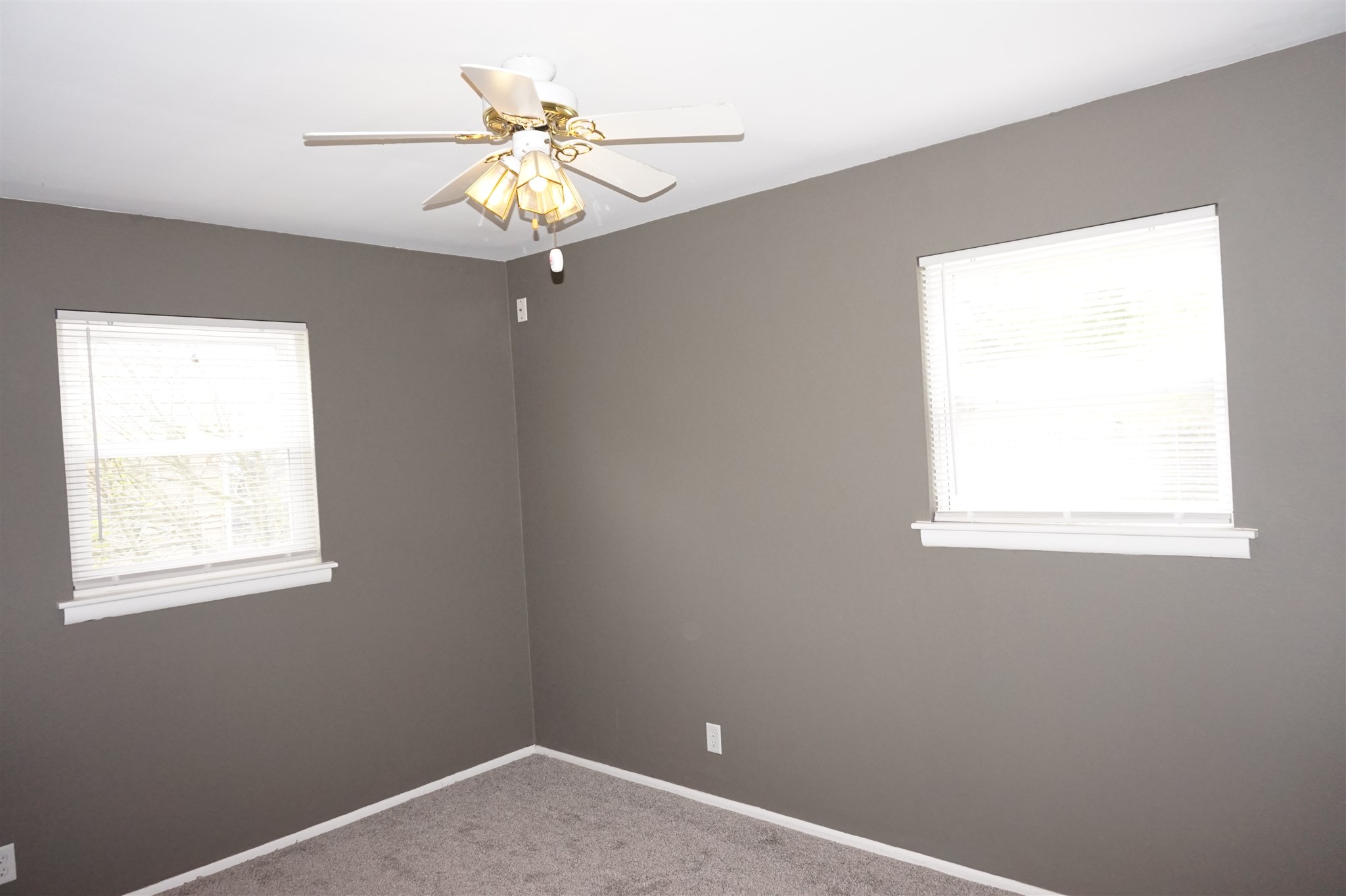 322 South Kenmore Road Indianapolis, IN 46219 - Photo 14 of 29 Gallery Image 14