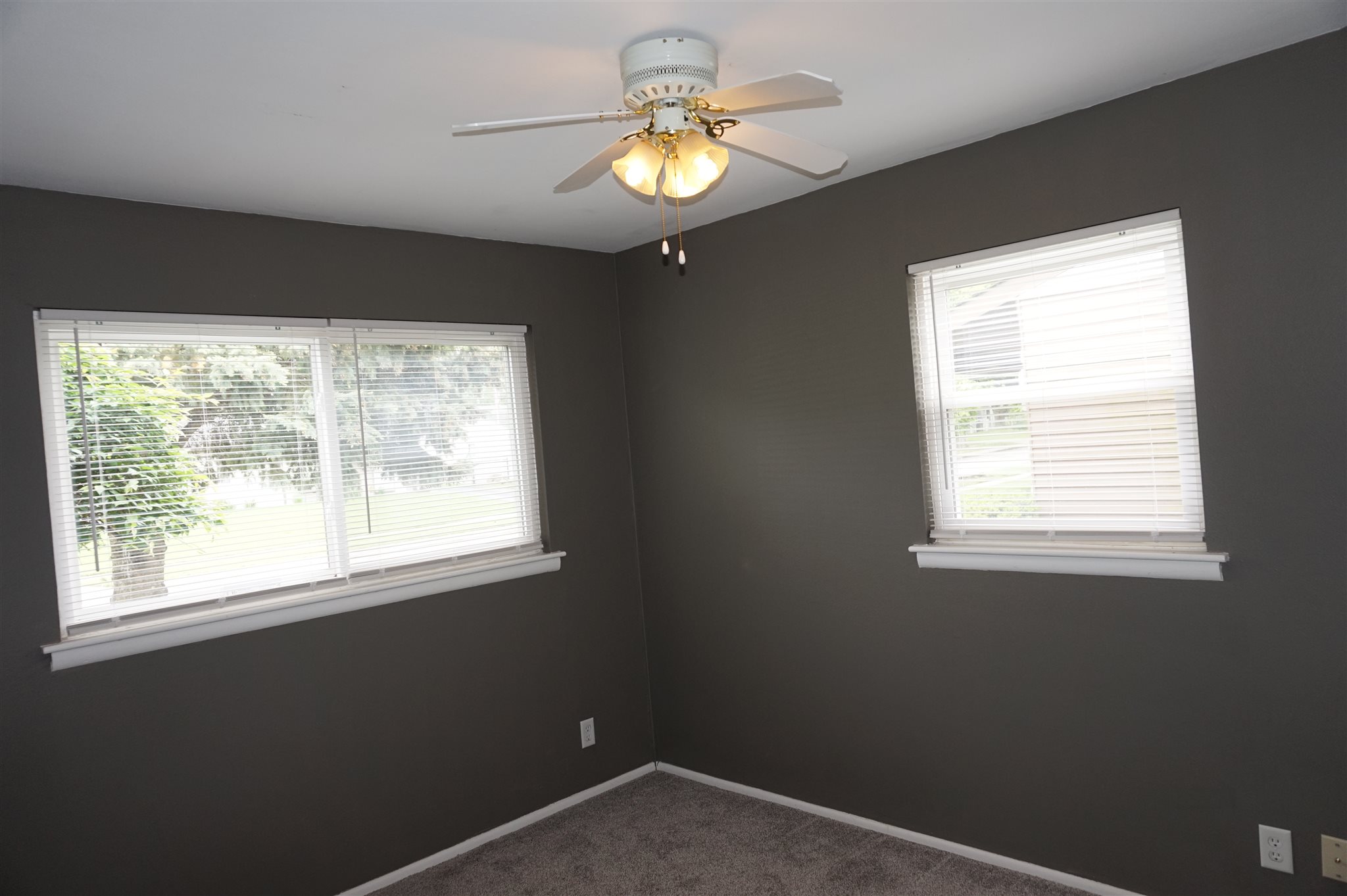 322 South Kenmore Road Indianapolis, IN 46219 - Photo 15 of 29 Gallery Image 15