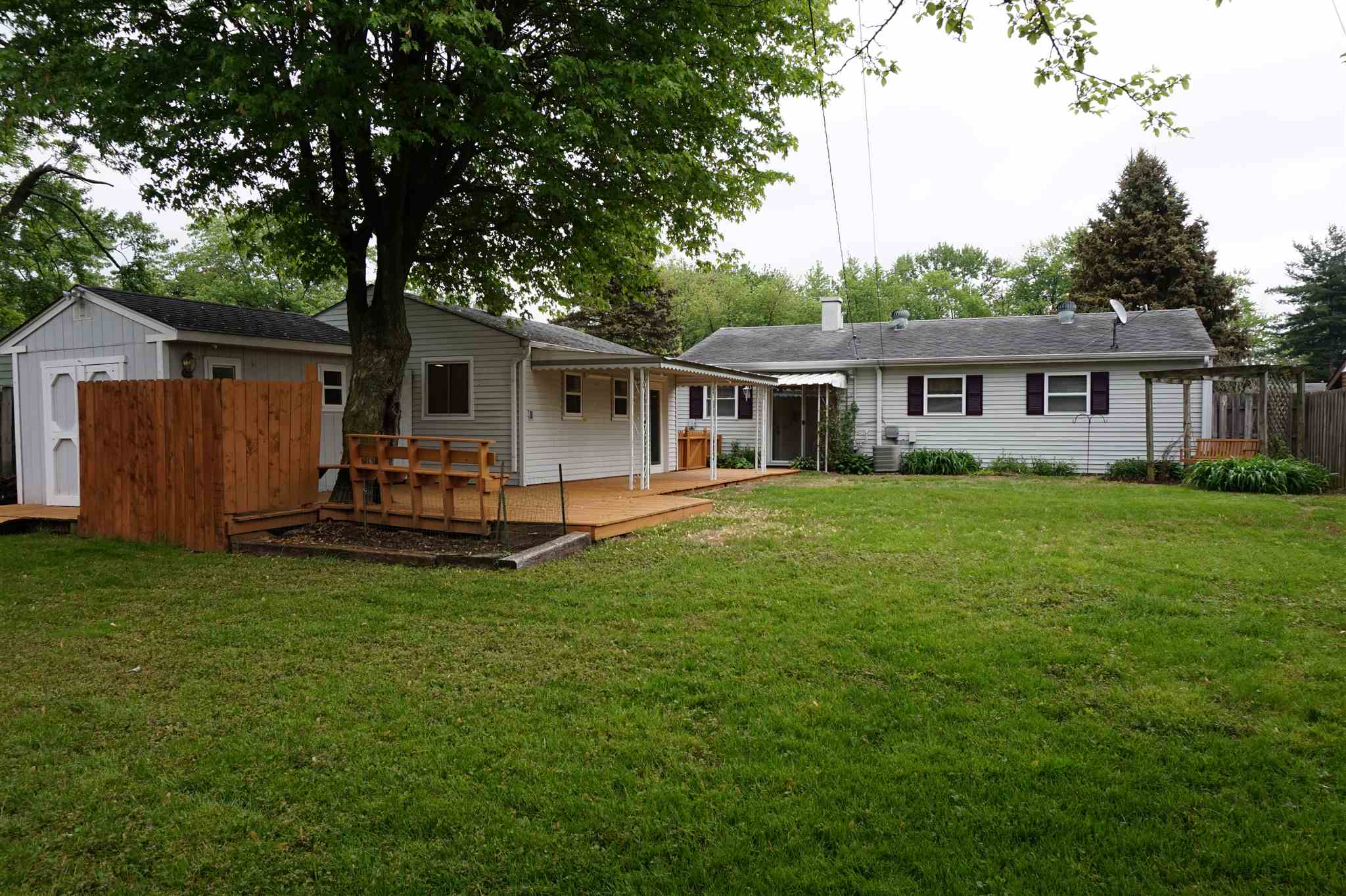 322 South Kenmore Road Indianapolis, IN 46219 - Photo 17 of 29 Gallery Image 17