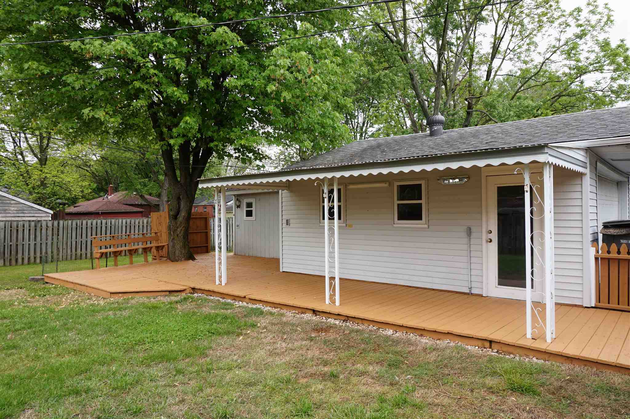 322 South Kenmore Road Indianapolis, IN 46219 - Photo 20 of 29 Gallery Image 20