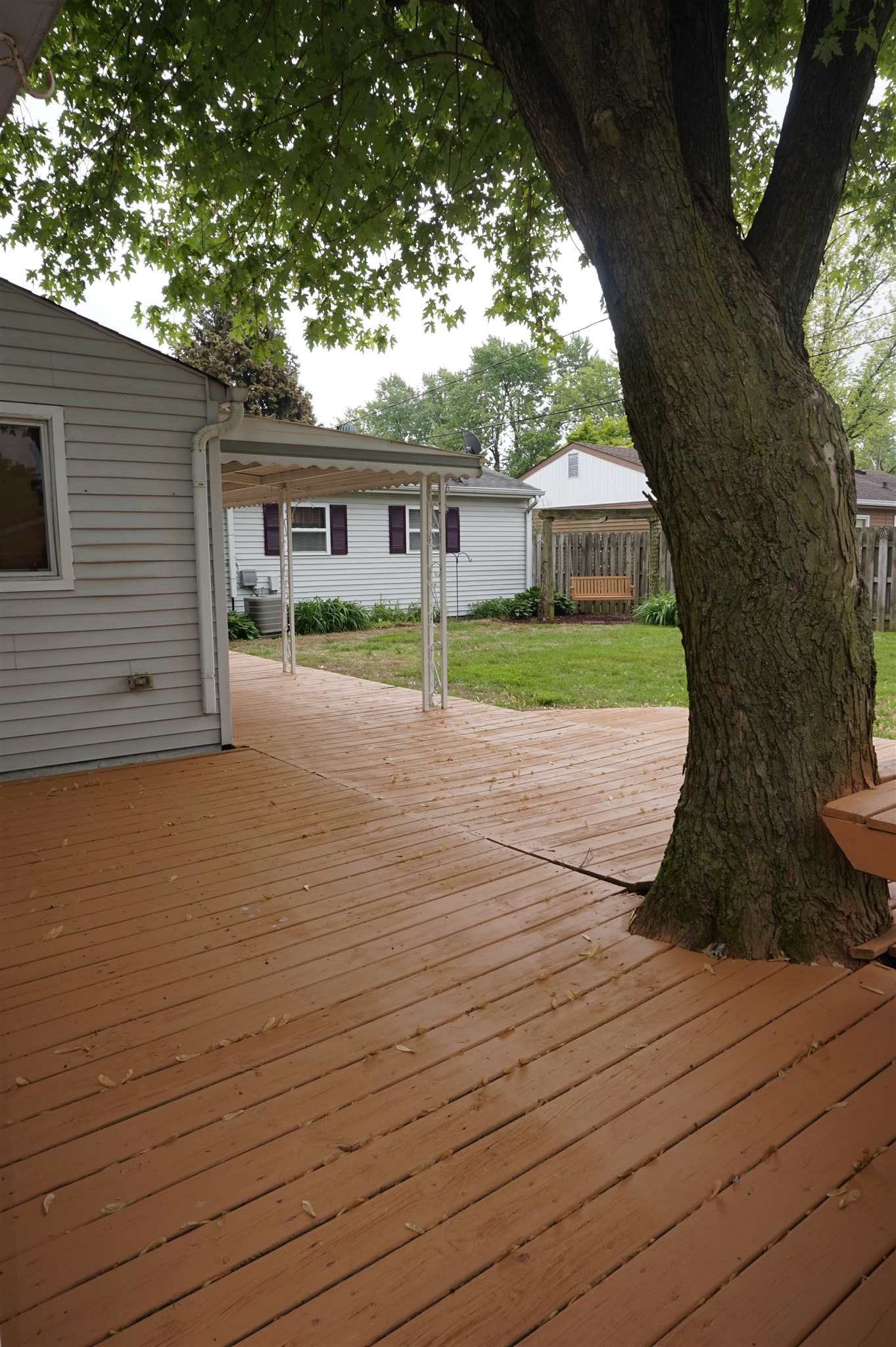 322 South Kenmore Road Indianapolis, IN 46219 - Photo 22 of 29 Gallery Image 22