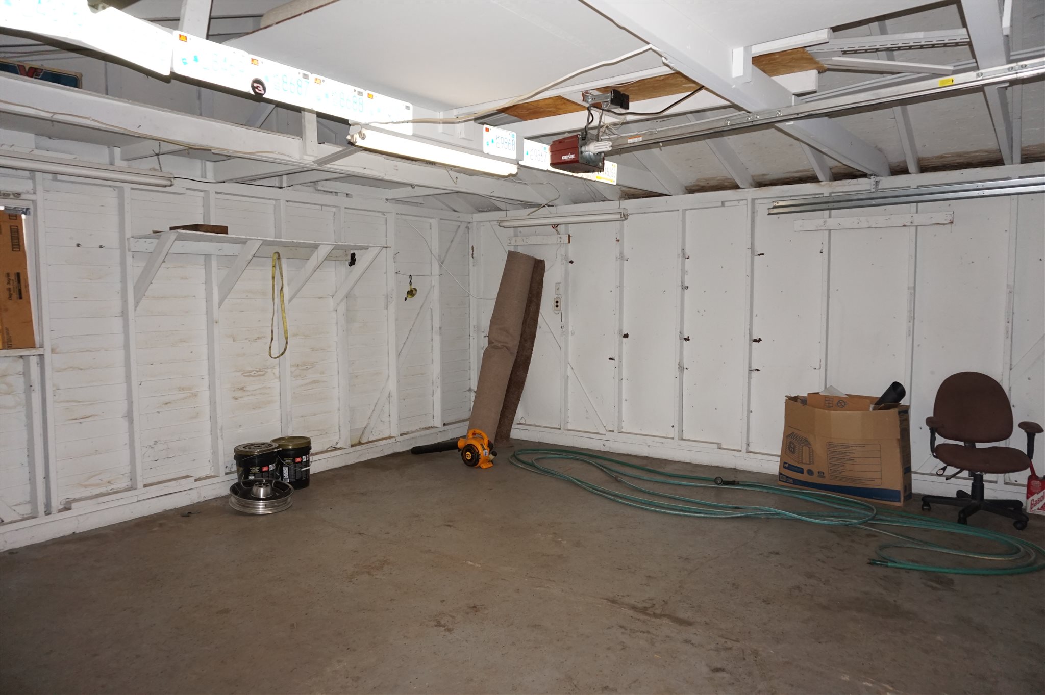 322 South Kenmore Road Indianapolis, IN 46219 - Photo 27 of 29 Gallery Image 27