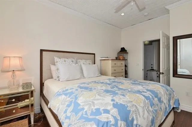 $3,200 | 215 Adams Street, Unit 2L, Hoboken, NJ 07030