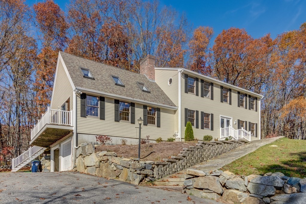 204 Farm Road Marlborough, MA 01752 - Photo 1 of 35 Gallery Image 1