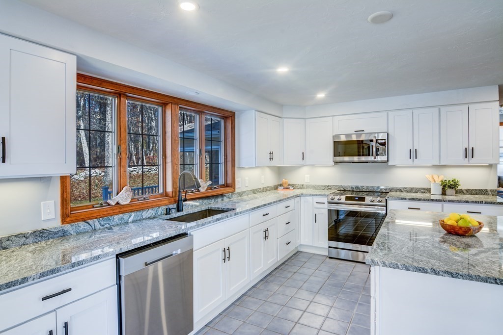 204 Farm Road Marlborough, MA 01752 - Photo 13 of 35 Gallery Image 13