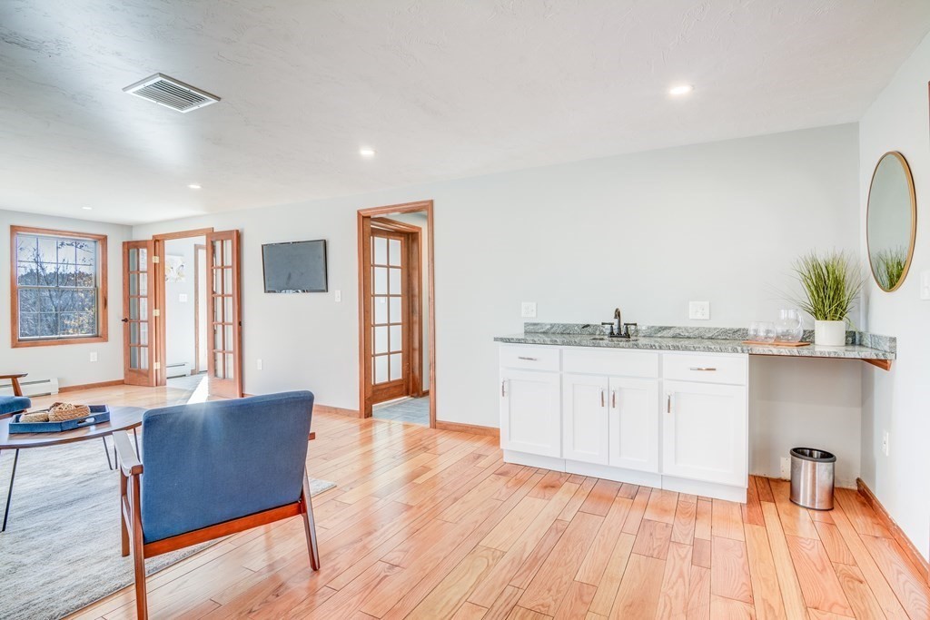 204 Farm Road Marlborough, MA 01752 - Photo 15 of 35 Gallery Image 15