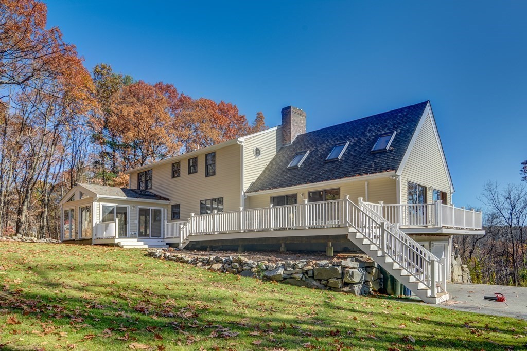 204 Farm Road Marlborough, MA 01752 - Photo 4 of 35 Gallery Image 4