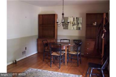 9200 Main Street Manassas, VA 20110 - Photo 5 of 21 Dining Room