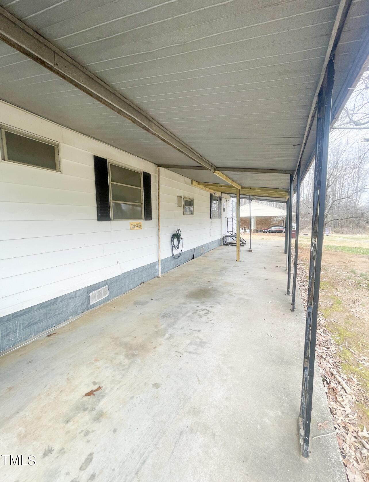 144 Henderson Road Roxboro, NC 27573 - Photo 3 of 11 IMG_4554