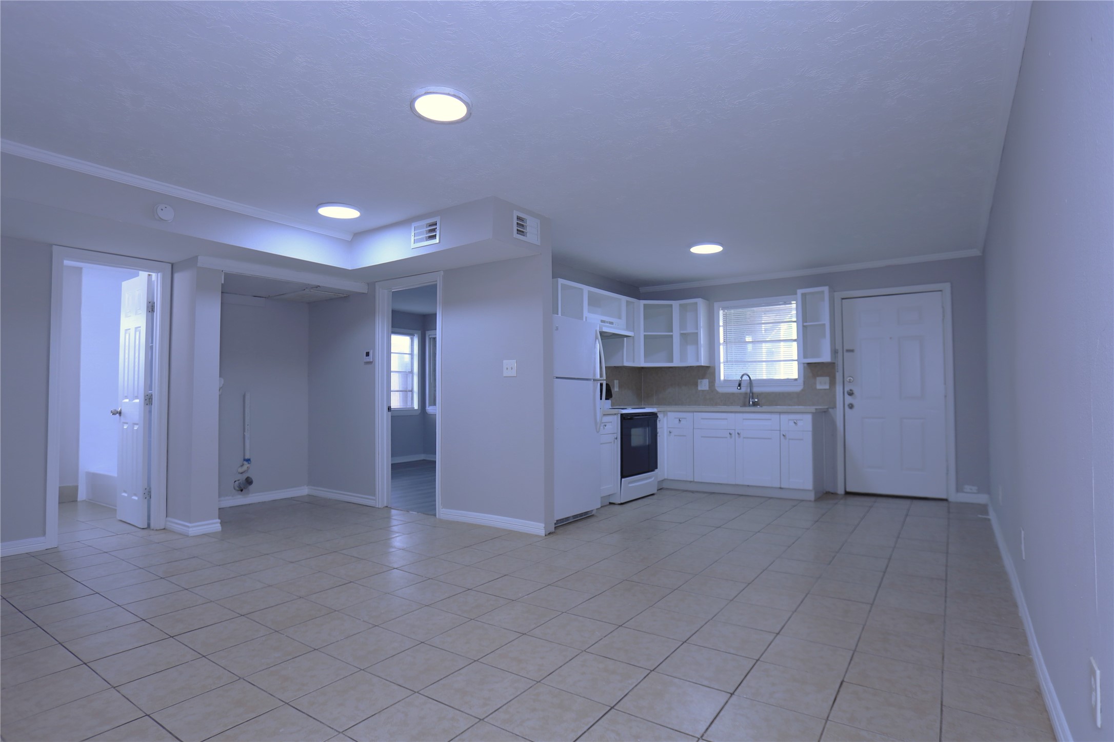 123 West 6th Street, Unit 2 Freeport, TX 77541 - Photo 2 of 8