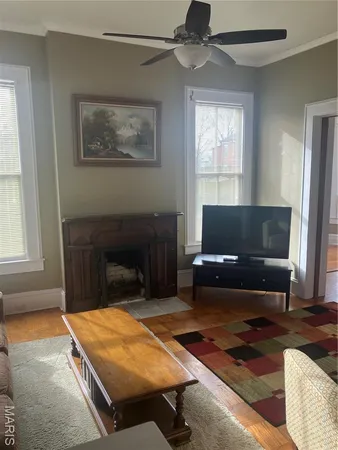 $2,000 | 721 South Church Street, Belleville, IL 62220