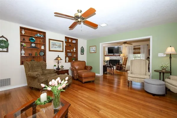 $615,000 | 1607 Pinar Drive, Orlando, FL 32825