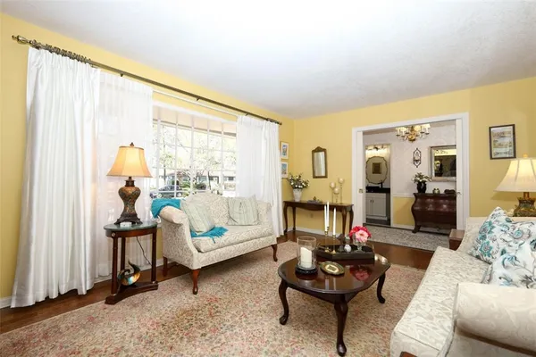 $615,000 | 1607 Pinar Drive, Orlando, FL 32825