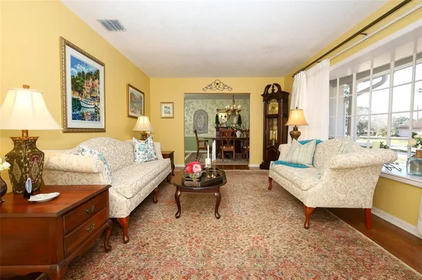 $615,000 | 1607 Pinar Drive, Orlando, FL 32825