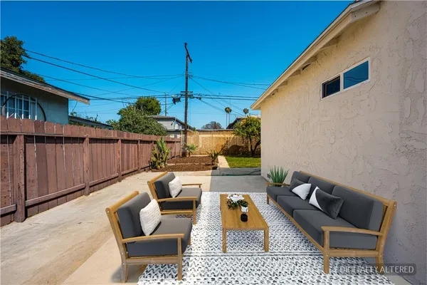 $679,900 | 1106 South Washington Avenue, Compton, CA 90221
