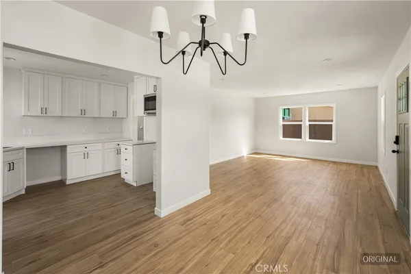 $679,900 | 1106 South Washington Avenue, Compton, CA 90221