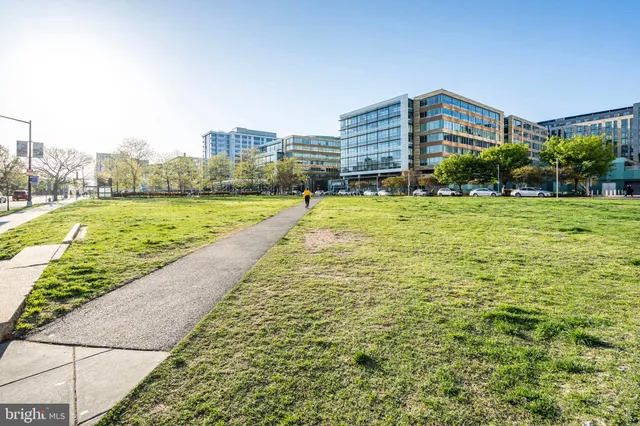 a view of entryway with a hallway