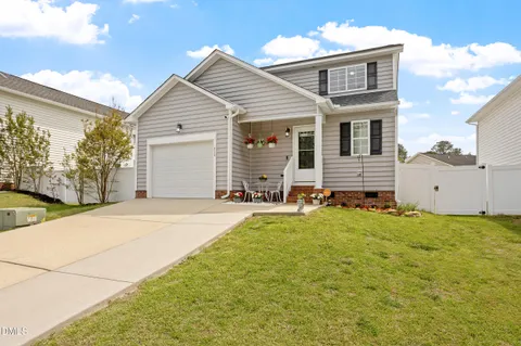 $325,000 | 313 Pittsboro Street, Fuquay-Varina, NC 27526