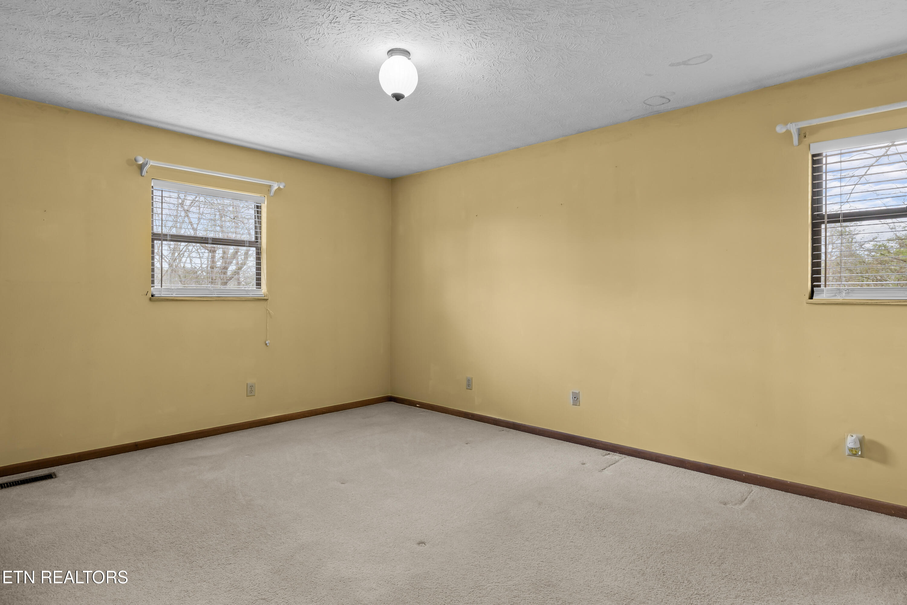 1705 Bales Road Knoxville, TN 37914 - Photo 15 of 32 1705BalesRd-20