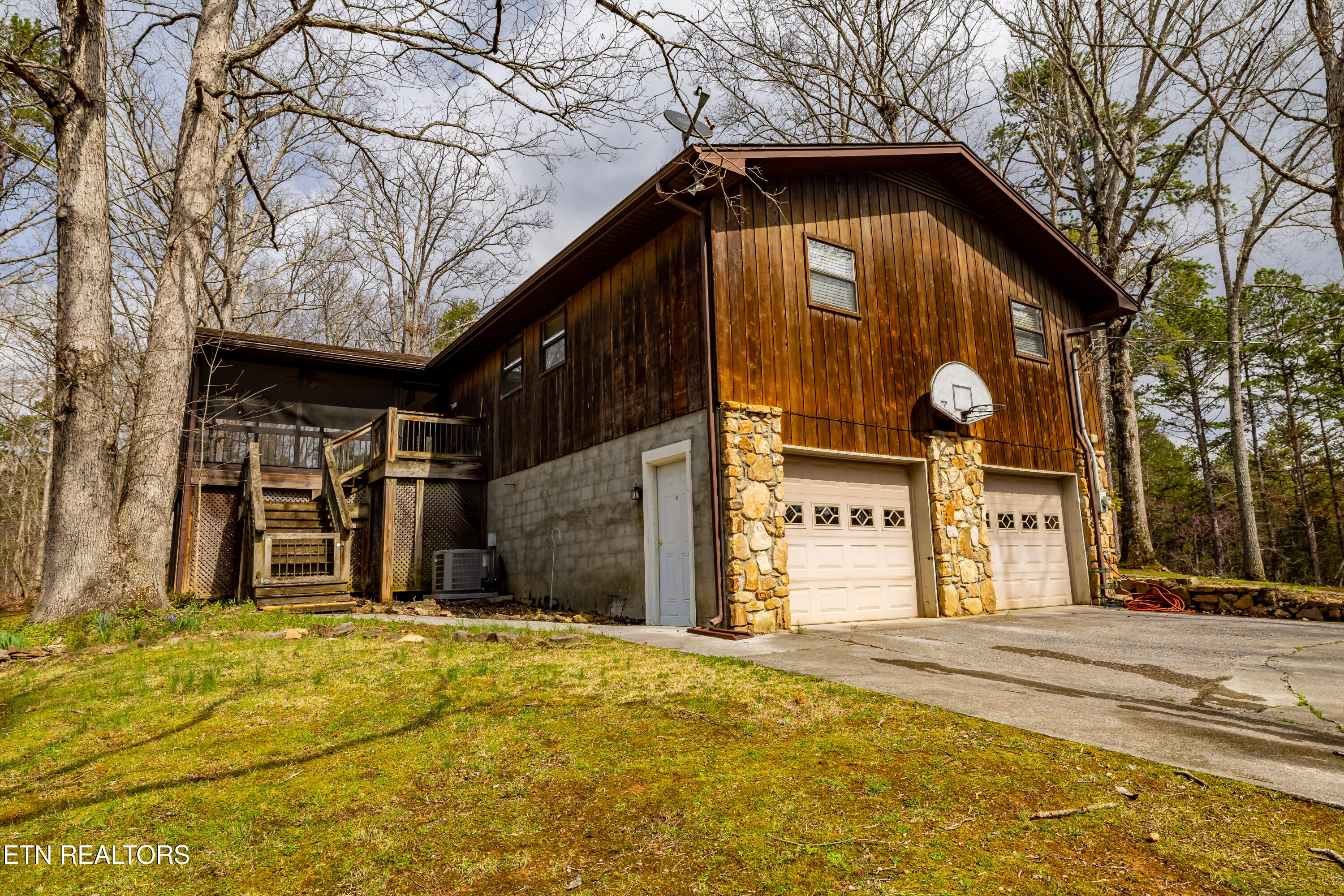 1705 Bales Road Knoxville, TN 37914 - Photo 24 of 32 1705BalesRd-38