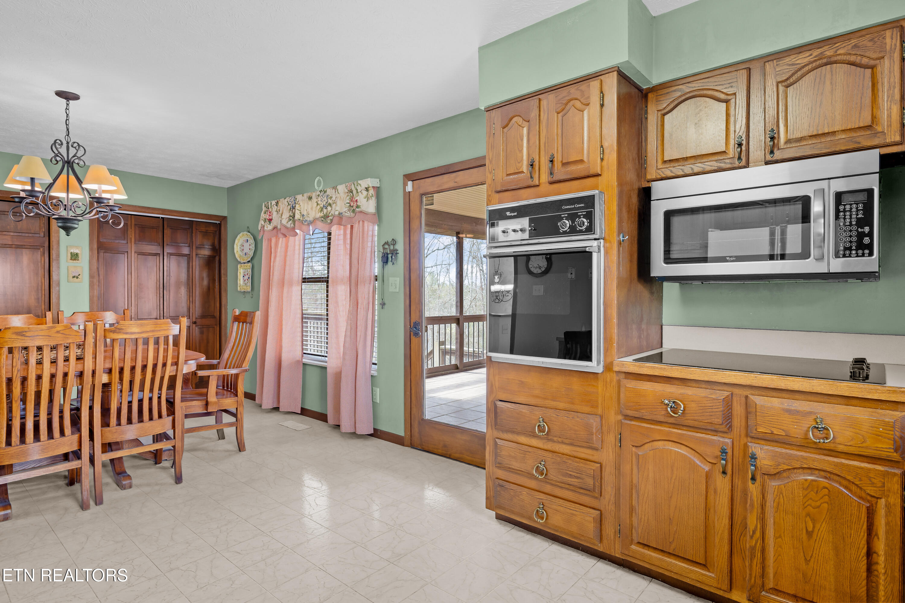 1705 Bales Road Knoxville, TN 37914 - Photo 10 of 32 1705BalesRd-14