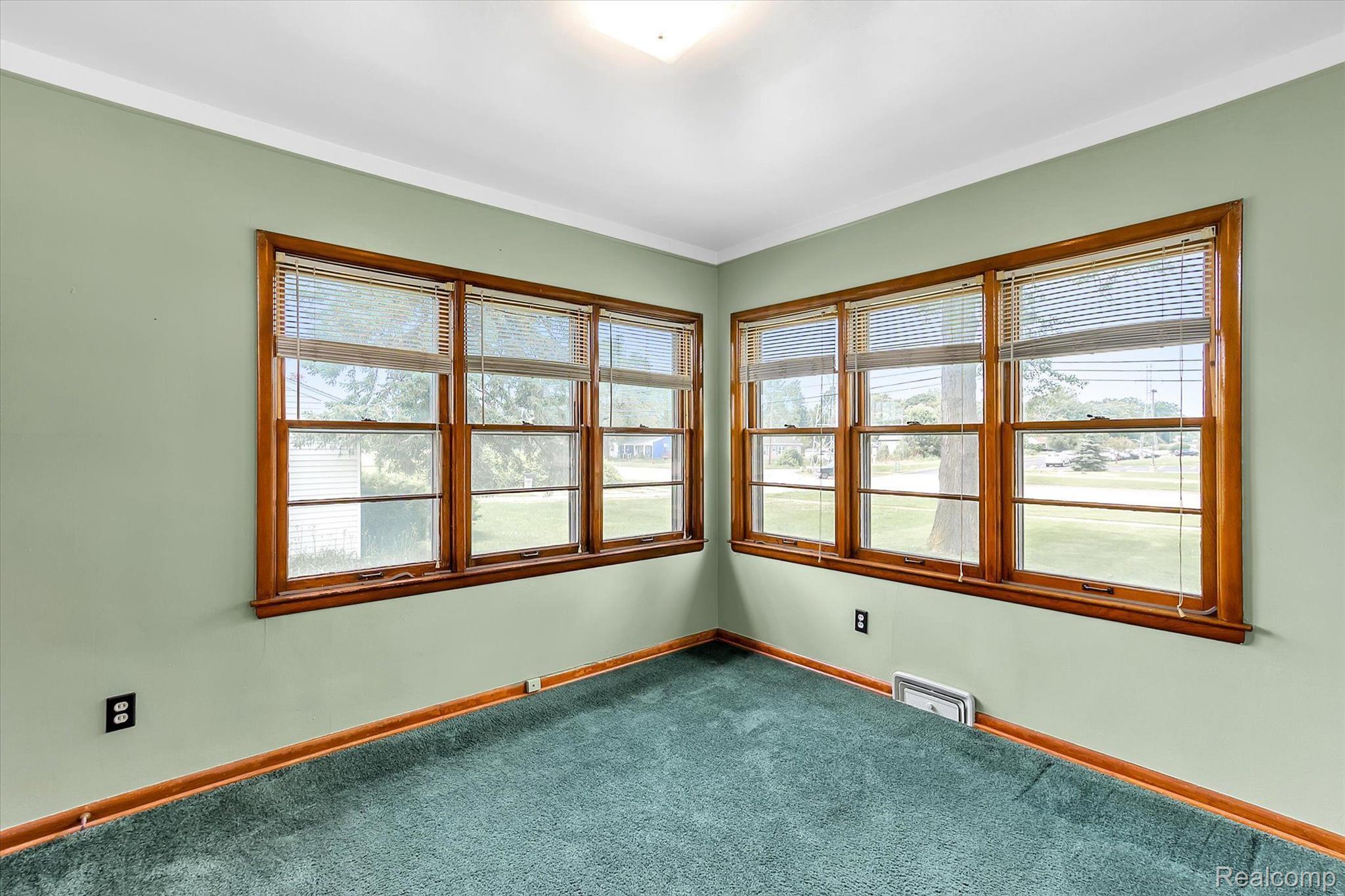 22955 Northline Road Taylor, MI 48180 - Photo 29 of 38 BEDROOM THREE