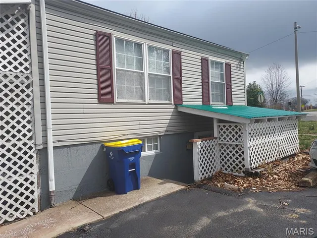 $1,350 | 3101 Ronald Drive, St. Ann, MO 63074