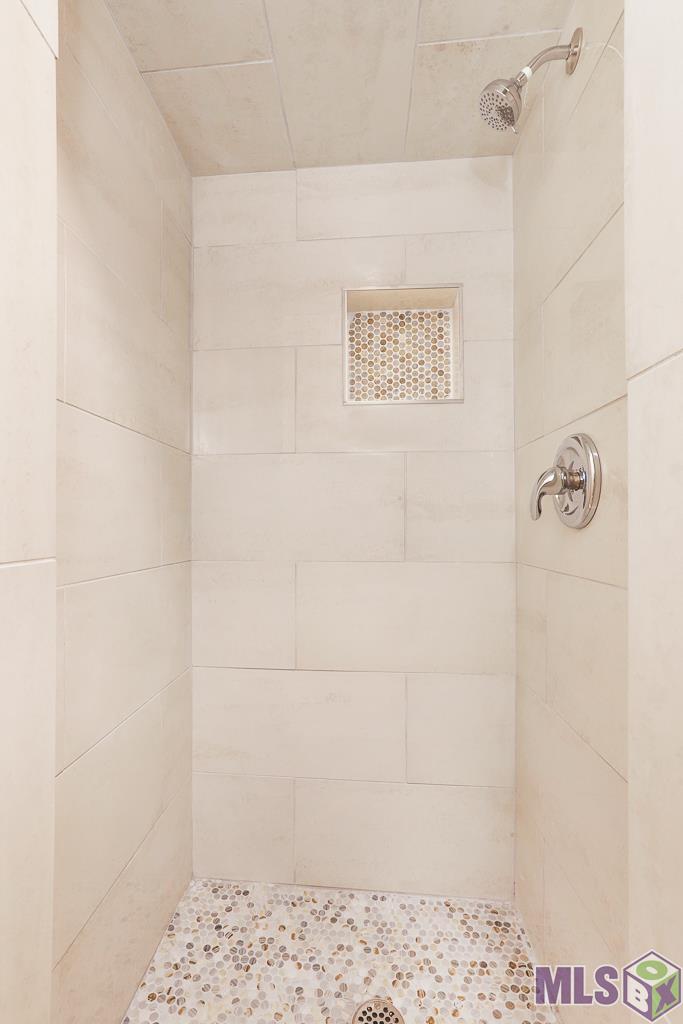 1219 Carter Avenue Baton Rouge, LA 70806 - Photo 2 of 27