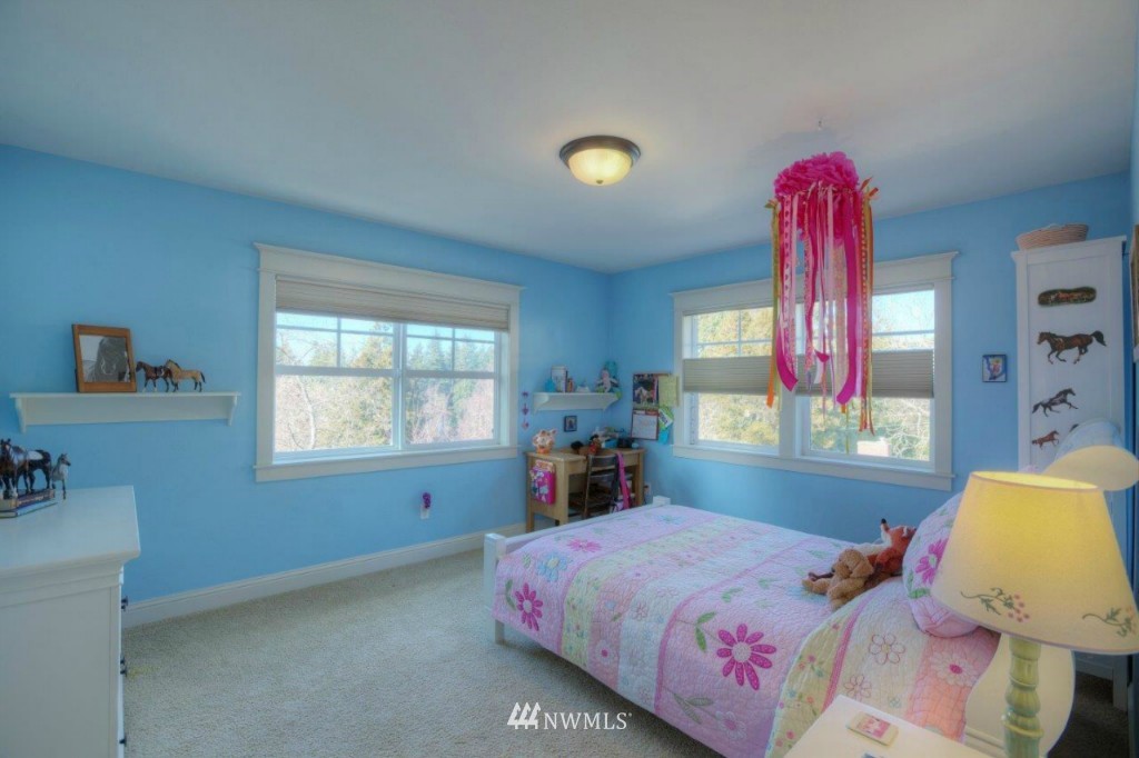 7921 45th Avenue Southwest Seattle, WA 98136 - Photo 15 of 23 Gallery Image 15