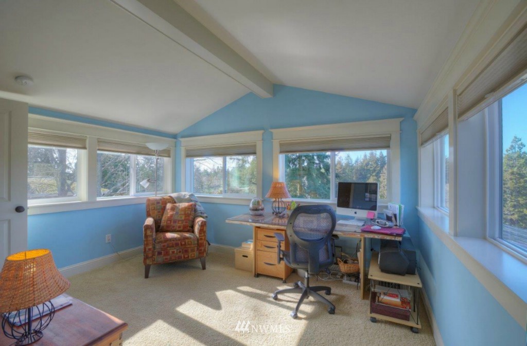 7921 45th Avenue Southwest Seattle, WA 98136 - Photo 18 of 23 Gallery Image 18