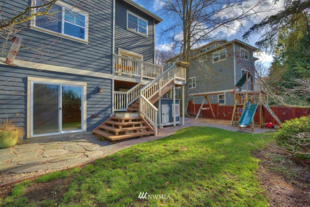 7921 45th Avenue Southwest Seattle, WA 98136 - Photo 22 of 23 Gallery Image 22