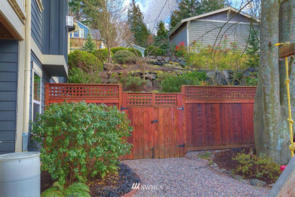7921 45th Avenue Southwest Seattle, WA 98136 - Photo 23 of 23 Gallery Image 23