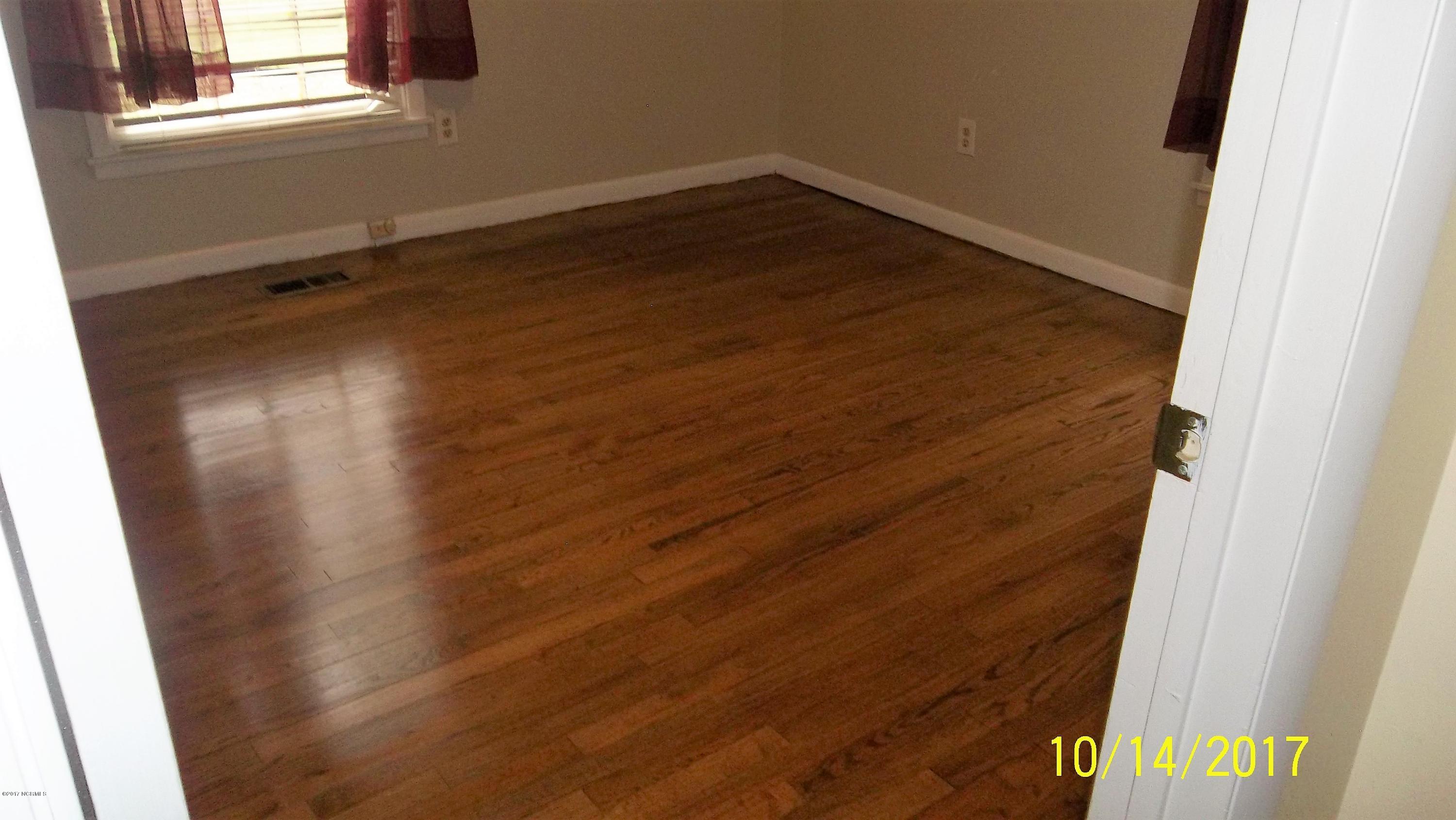 441 Sherwood Road Lumberton, NC 28358 - Photo 32 of 34 Newly refinished floors
