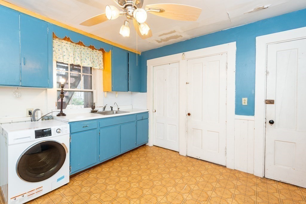 89 Mishawum Road Woburn, MA 01801 - Photo 4 of 17 Gallery Image 4